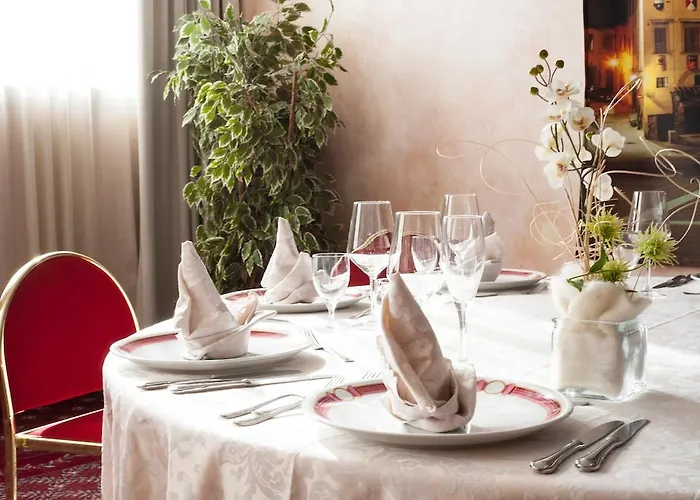 Etrusco - Sure Collection By Western Arezzo